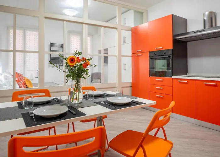 Le Finestre Su Via Veneto Chiavari